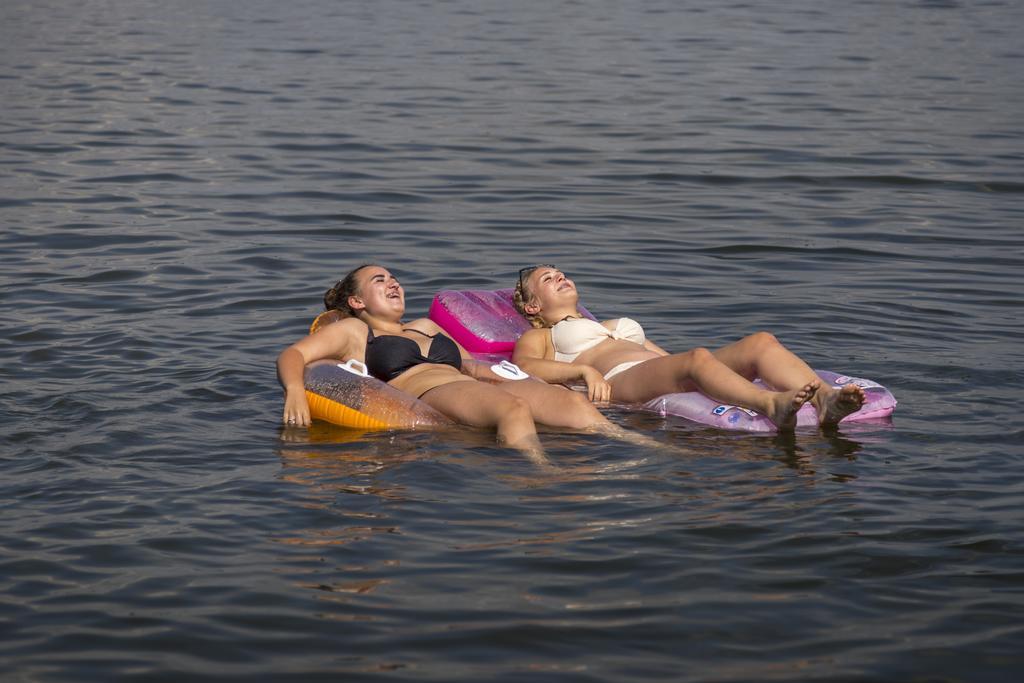 Oostappen Vakantiepark Riviera Beach Biddinghuizen Luaran gambar