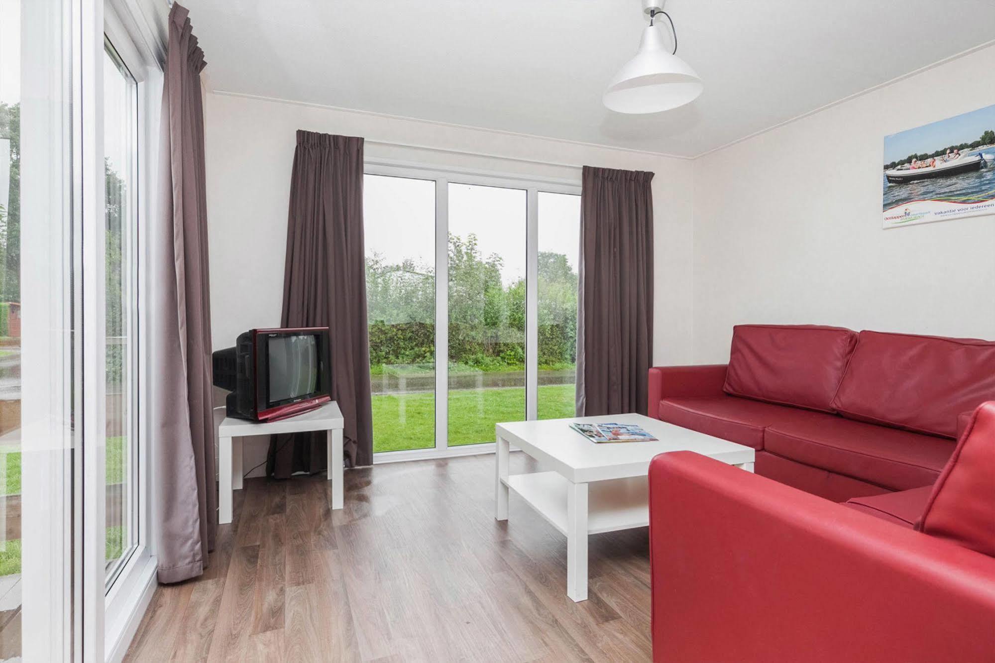 Oostappen Vakantiepark Riviera Beach Biddinghuizen Luaran gambar